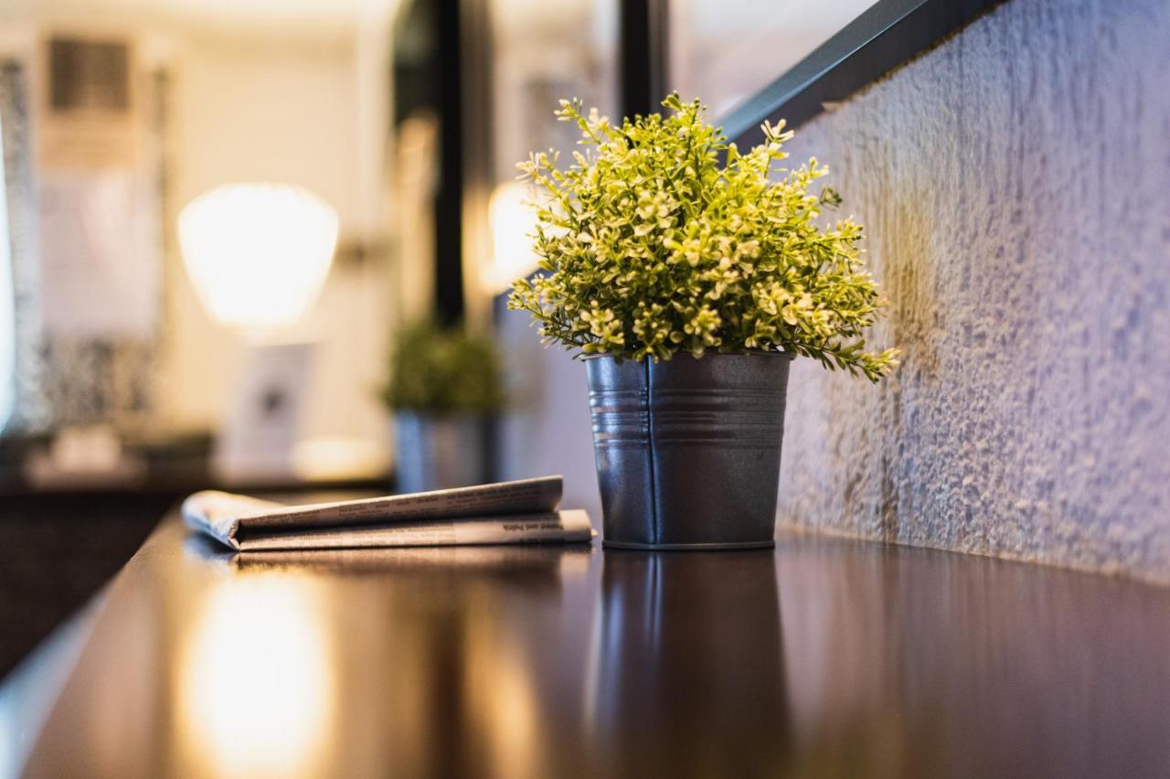 City Hotel Fellbach 24H Check-In Bagian luar foto